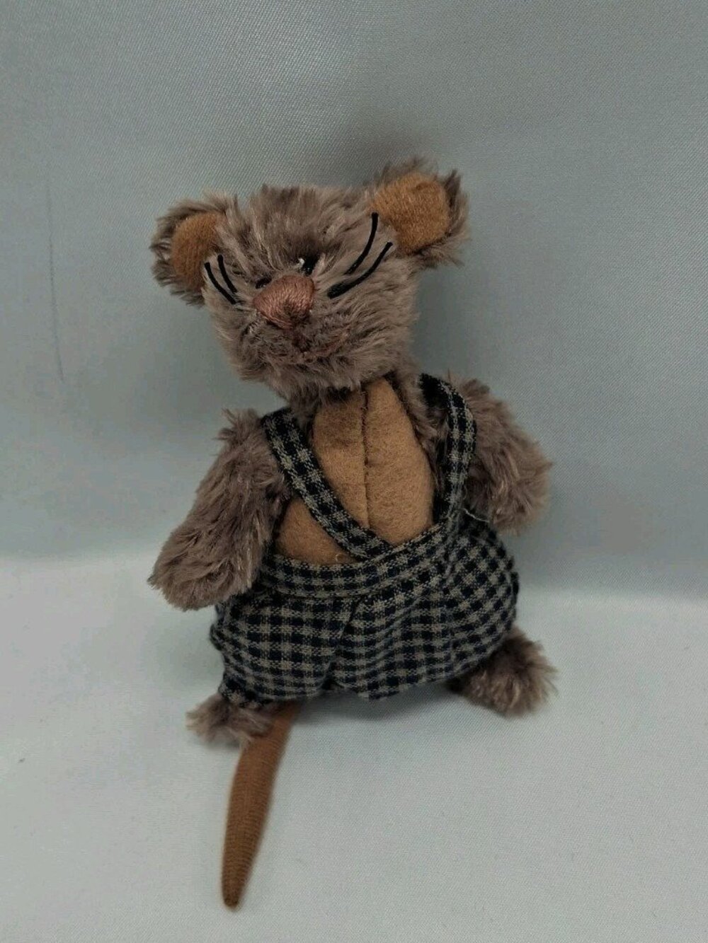 Vintage Ganz Cottage Miniature Plush Mouse With Blue Checked Overalls 4" 2001